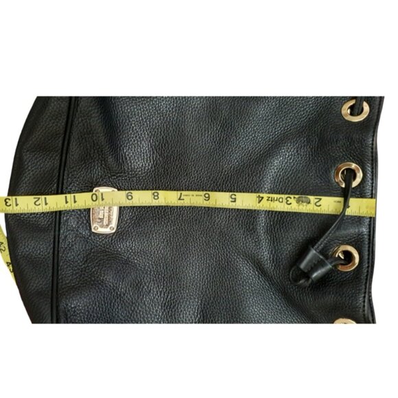 Michael Kors Jules Large Convertible Drawstring Leather Shoulder Bag-Black - Picture 14 of 14